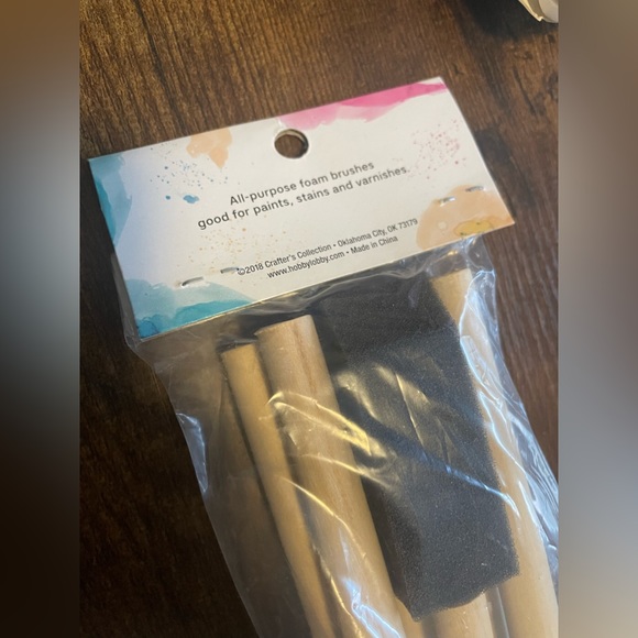 Roller brush w/ Rollers & Foam Brushes Set - Picture 7 of 7